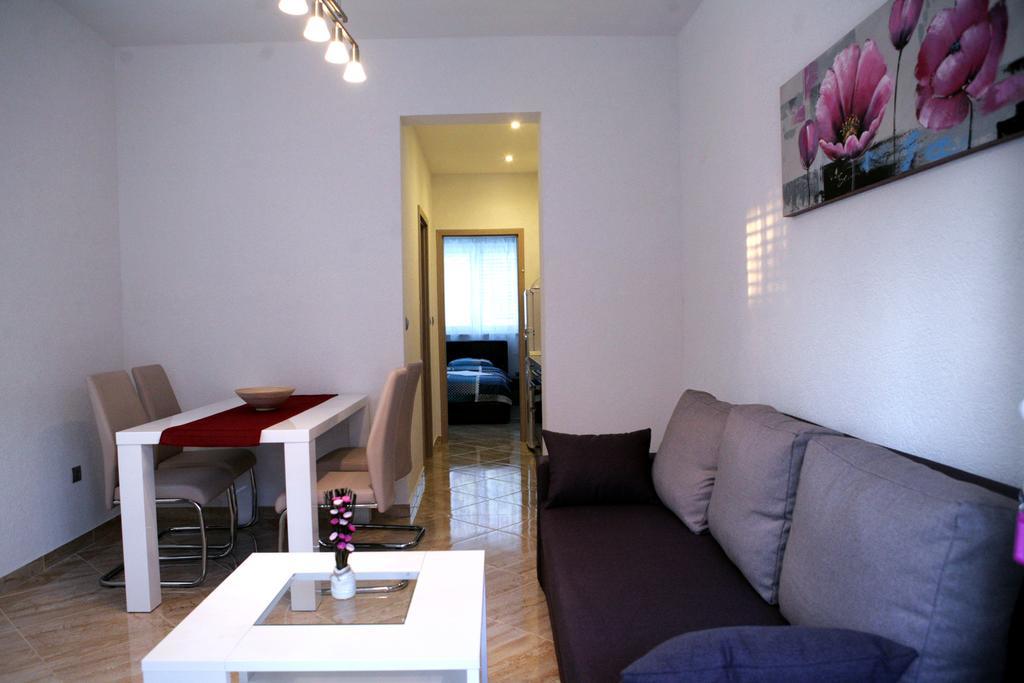 Porta Anna Apartments เมดูลิน ภายนอก รูปภาพ